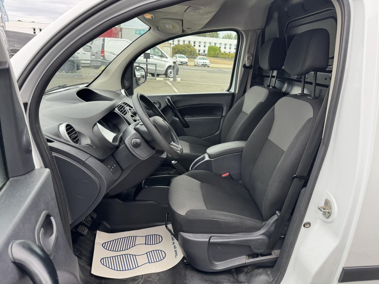Renault Kangoo 1.5 BLUE DCI 80CH GRAND CONFORT 5CV - Other machinery: picture 4 Renault Kangoo 1.5 BLUE DCI 80CH GRAND CONFORT 5CV - Other machinery: picture 4