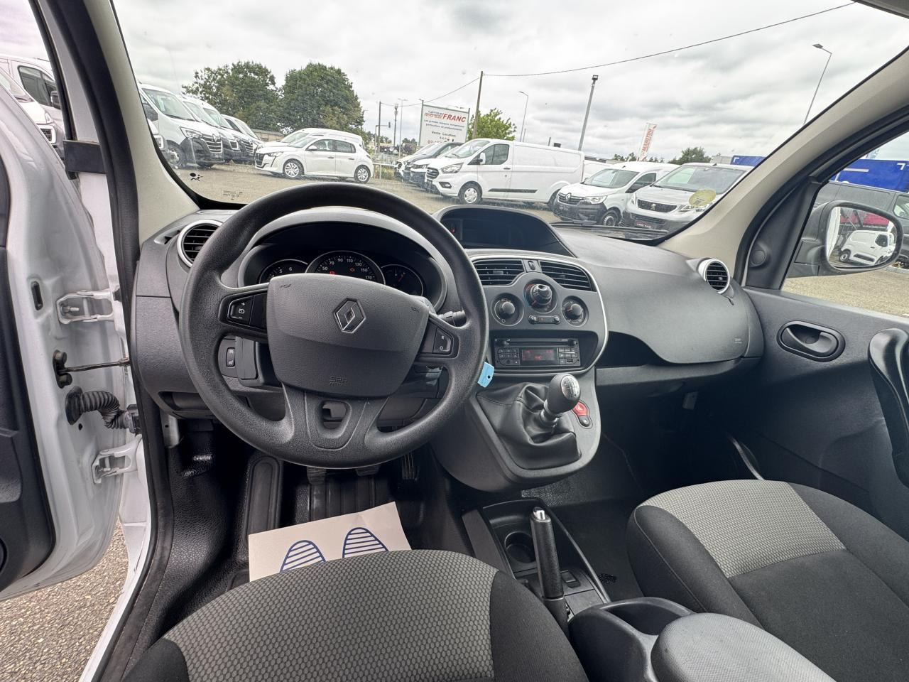 Renault Kangoo 1.5 BLUE DCI 80CH GRAND CONFORT 5CV - Other machinery: picture 3 Renault Kangoo 1.5 BLUE DCI 80CH GRAND CONFORT 5CV - Other machinery: picture 3