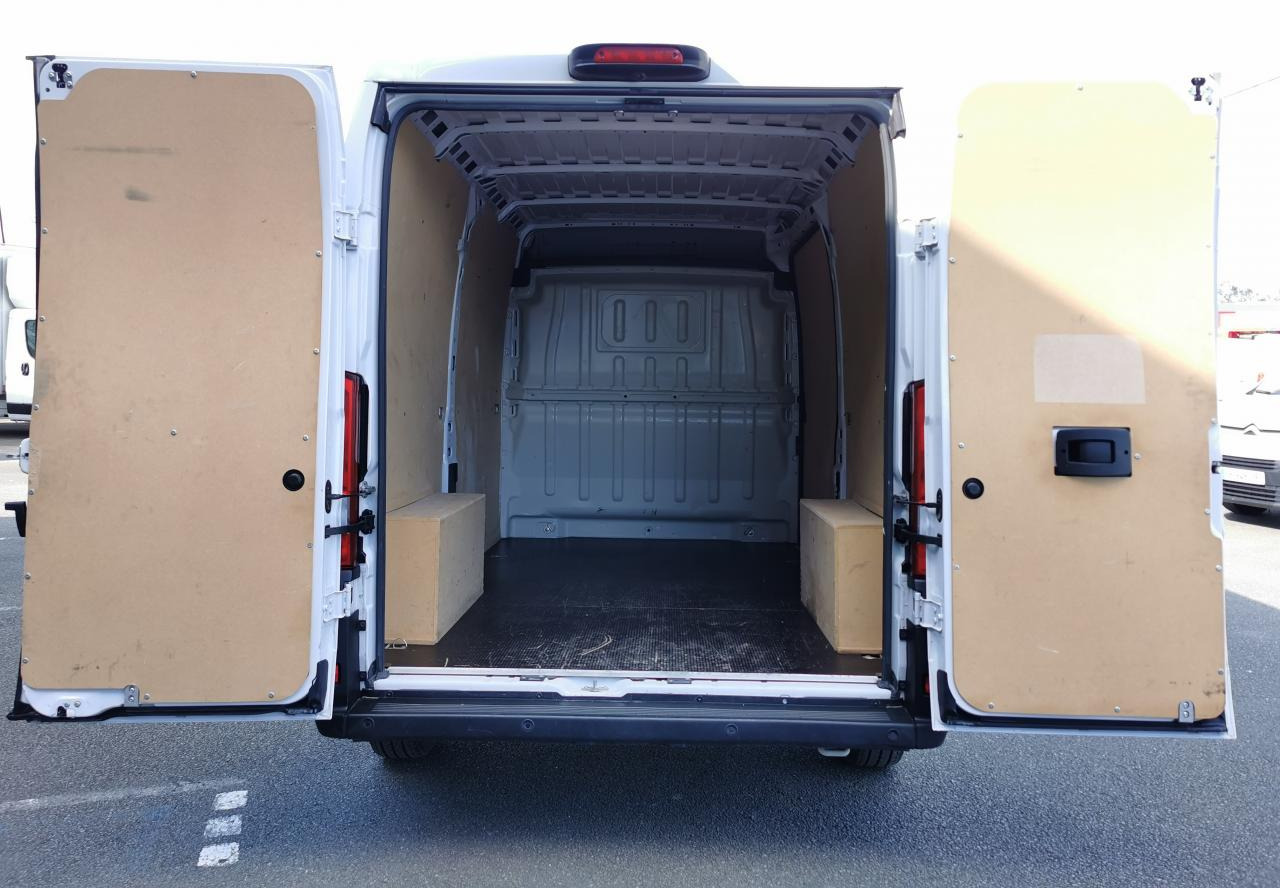 PEUGEOT BOXER 3T0 L2H2 2.2 HDI 140CH ASPHALT - Panel van: picture 3 PEUGEOT BOXER 3T0 L2H2 2.2 HDI 140CH ASPHALT - Panel van: picture 3