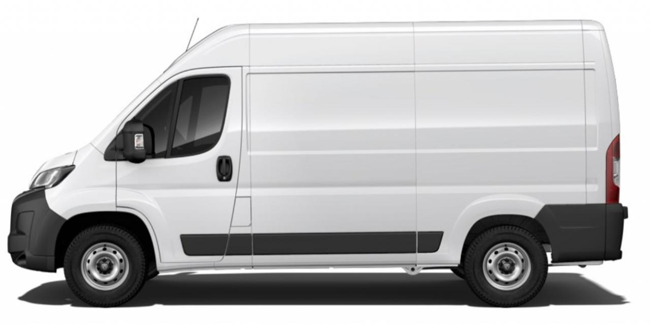 PEUGEOT Boxer 3.3t L2H2 2.2 HDi S&S - 140  III FOURGON TOLE Fourgon Tolé  L2H2 PHASE 3 - Panel van: picture 4 PEUGEOT Boxer 3.3t L2H2 2.2 HDi S&S - 140  III FOURGON TOLE Fourgon Tolé  L2H2 PHASE 3 - Panel van: picture 4