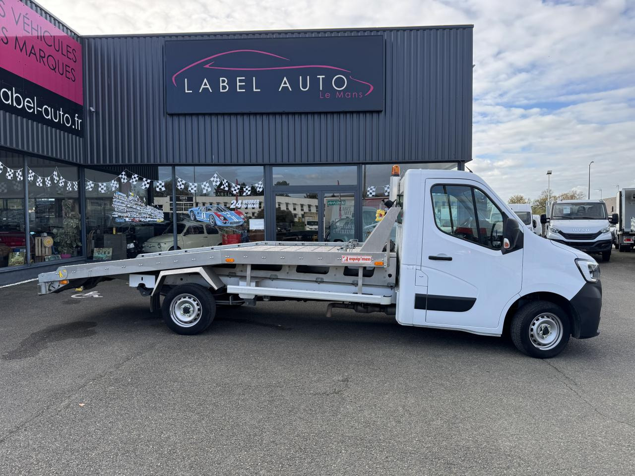 RENAULT Master Confort F3500 L3 2.3 dCi - 130 ch L3 Traction Dépanneuse porte voiture - Tow tractor: picture 1 RENAULT Master Confort F3500 L3 2.3 dCi - 130 ch L3 Traction Dépanneuse porte voiture - Tow tractor: picture 1