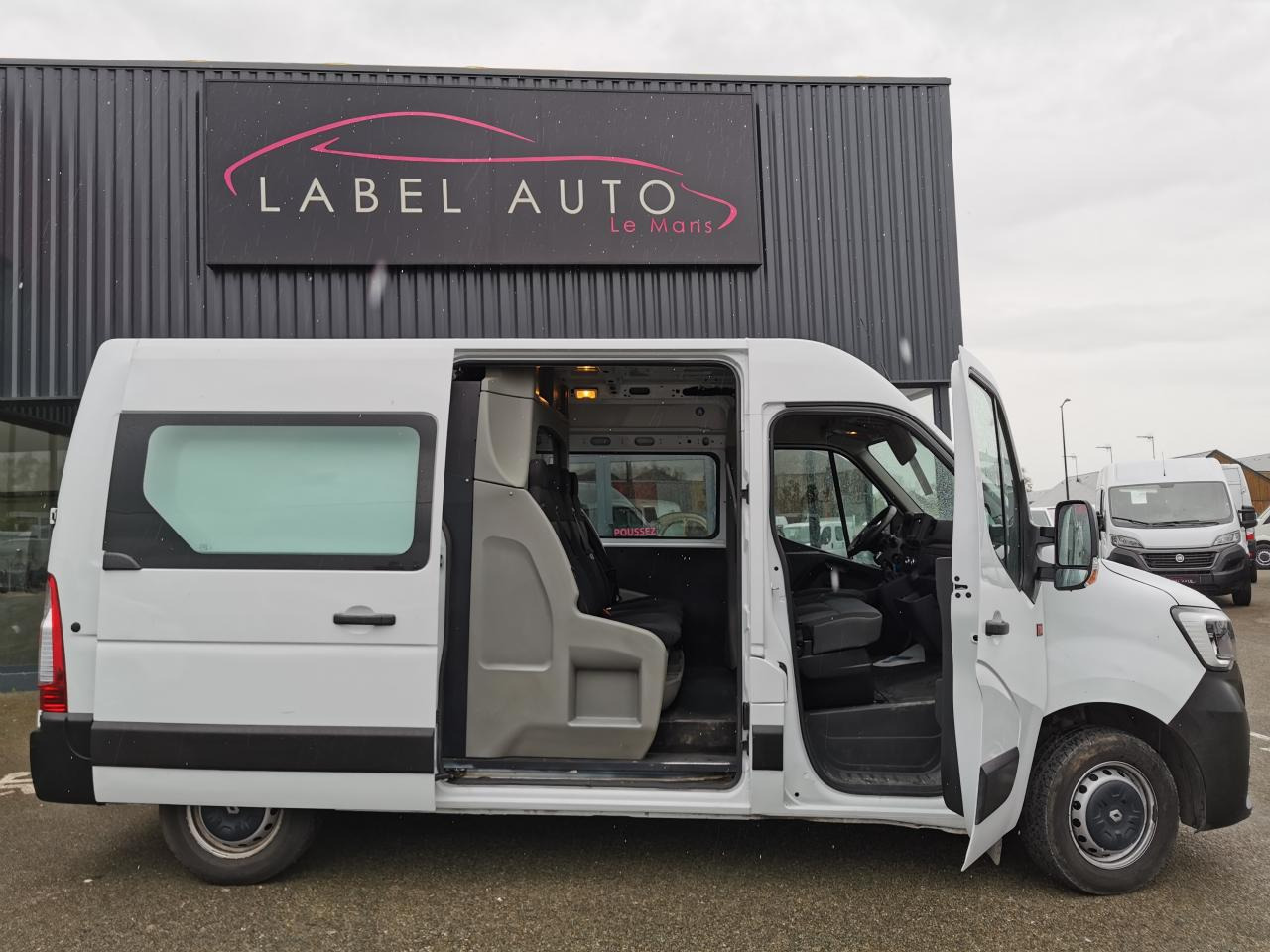 RENAULT Master Grand Confort F3500 L2H2 2.3 Blue dCi - 150 III CABINE APPROFONDIE Cabine approfondie L2H2 T - Panel van: picture 1 RENAULT Master Grand Confort F3500 L2H2 2.3 Blue dCi - 150 III CABINE APPROFONDIE Cabine approfondie L2H2 T - Panel van: picture 1