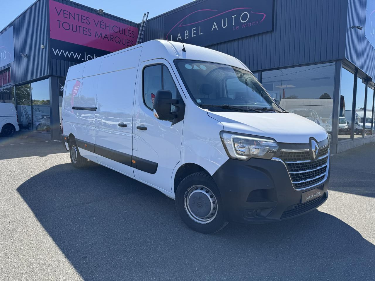 RENAULT Master Grand Confort F3500 L3H2 2.3 Blue dCi 135 ch Fourgon - Panel van: picture 1 RENAULT Master Grand Confort F3500 L3H2 2.3 Blue dCi 135 ch Fourgon - Panel van: picture 1