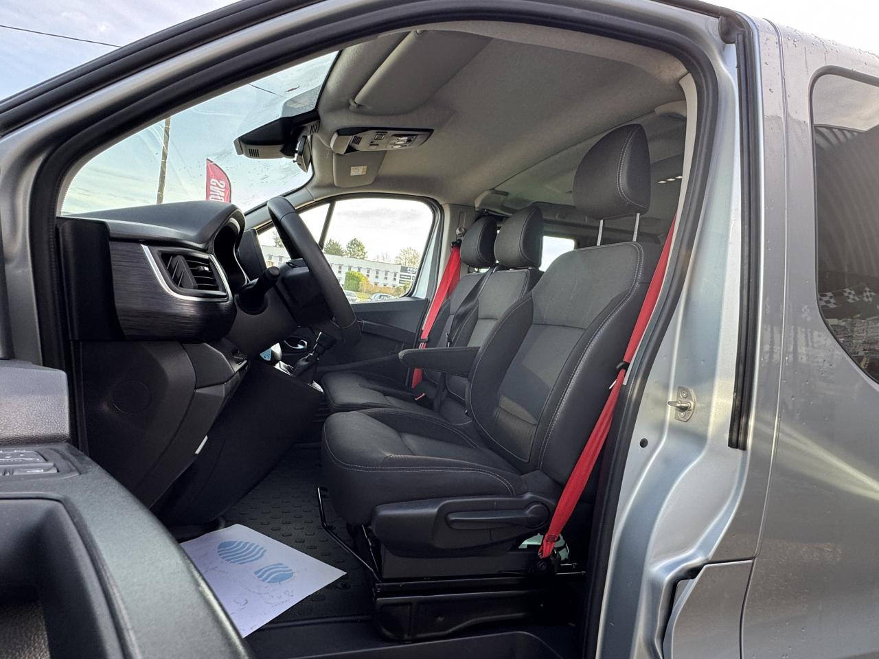 RENAULT Trafic L2 2.0 Energy dCi - 150 - S&S III COMBI Combi Zen L2H1 PHASE 3 - Combi van: picture 4 RENAULT Trafic L2 2.0 Energy dCi - 150 - S&S III COMBI Combi Zen L2H1 PHASE 3 - Combi van: picture 4