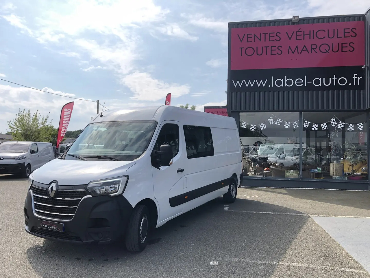Renault Master F3300 L2H2 2.3 DCI 135CH CABINE APPROFONDIE CONFORT EURO6 - Combi van: picture 3 Renault Master F3300 L2H2 2.3 DCI 135CH CABINE APPROFONDIE CONFORT EURO6 - Combi van: picture 3