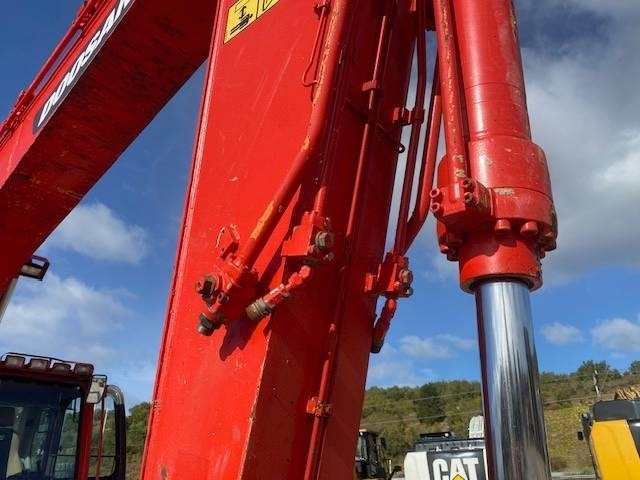 Crawler excavator Doosan DX 235 LC: picture 21