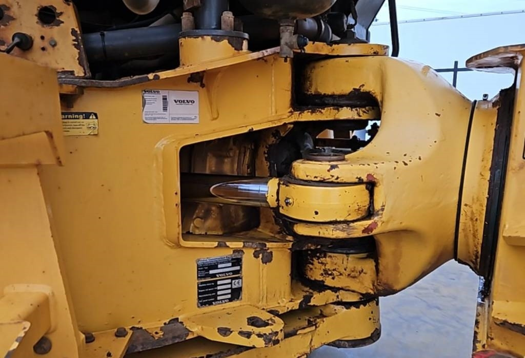 Articulated dumper Volvo A 40 E: picture 25