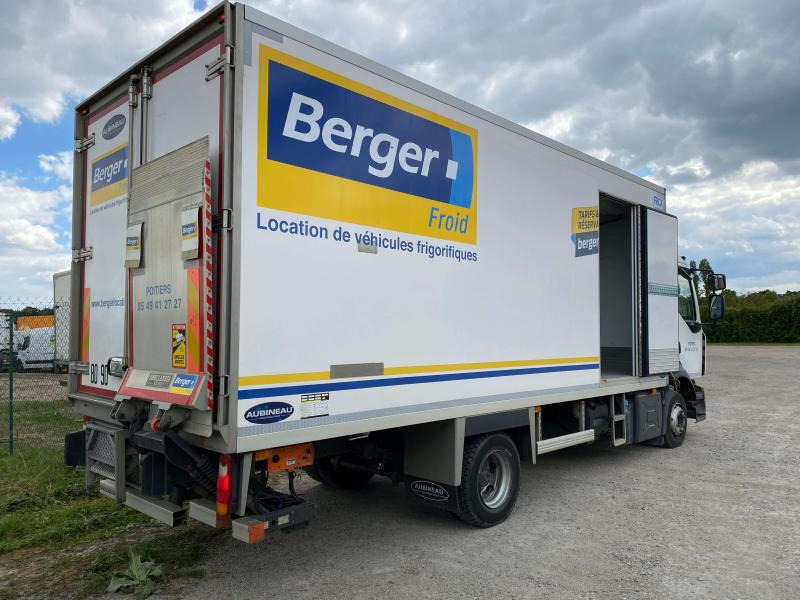 D 7.5 LOW P4X2 210 FRIGO - Isothermal truck: picture 2 D 7.5 LOW P4X2 210 FRIGO - Isothermal truck: picture 2