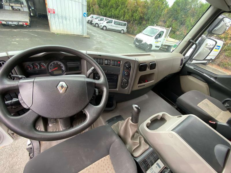 RENAULT PREMIUM 320 CV FOURGON - Box truck: picture 5 RENAULT PREMIUM 320 CV FOURGON - Box truck: picture 5