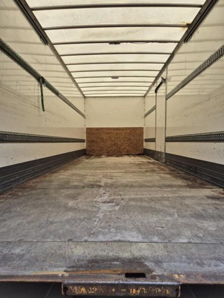 Renault Midlum 180.12 H Extra Light Fourgon polyfond avec Hayon repliable - Box truck: picture 3 Renault Midlum 180.12 H Extra Light Fourgon polyfond avec Hayon repliable - Box truck: picture 3