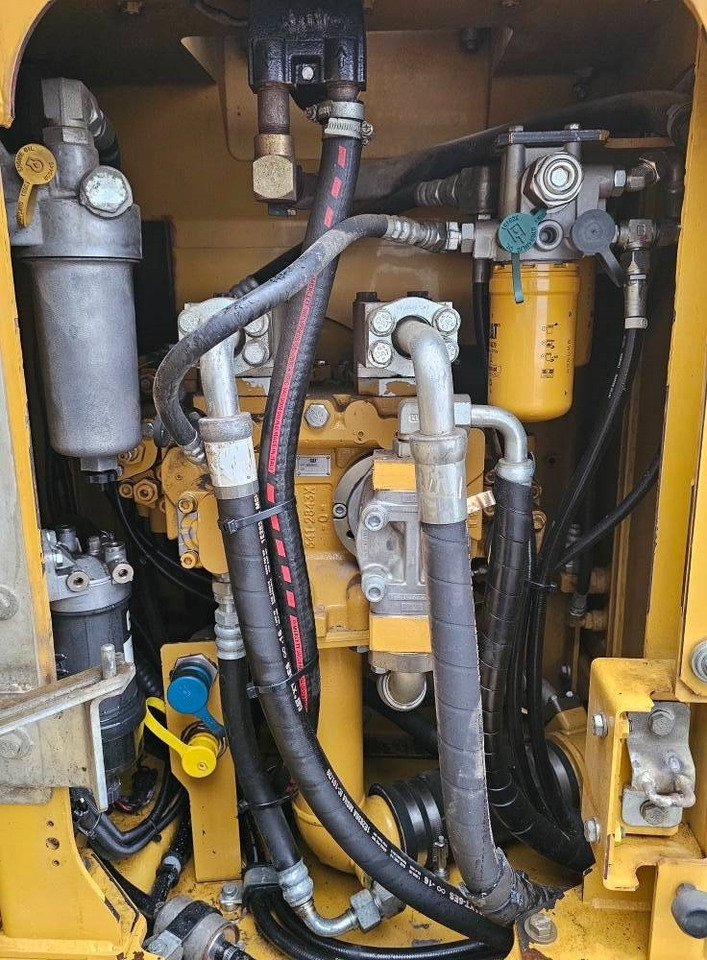 Crawler excavator CAT 320 EL RR: picture 26