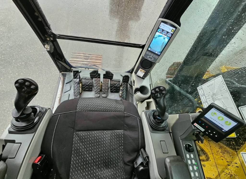 Crawler excavator CAT 320 EL RR: picture 36