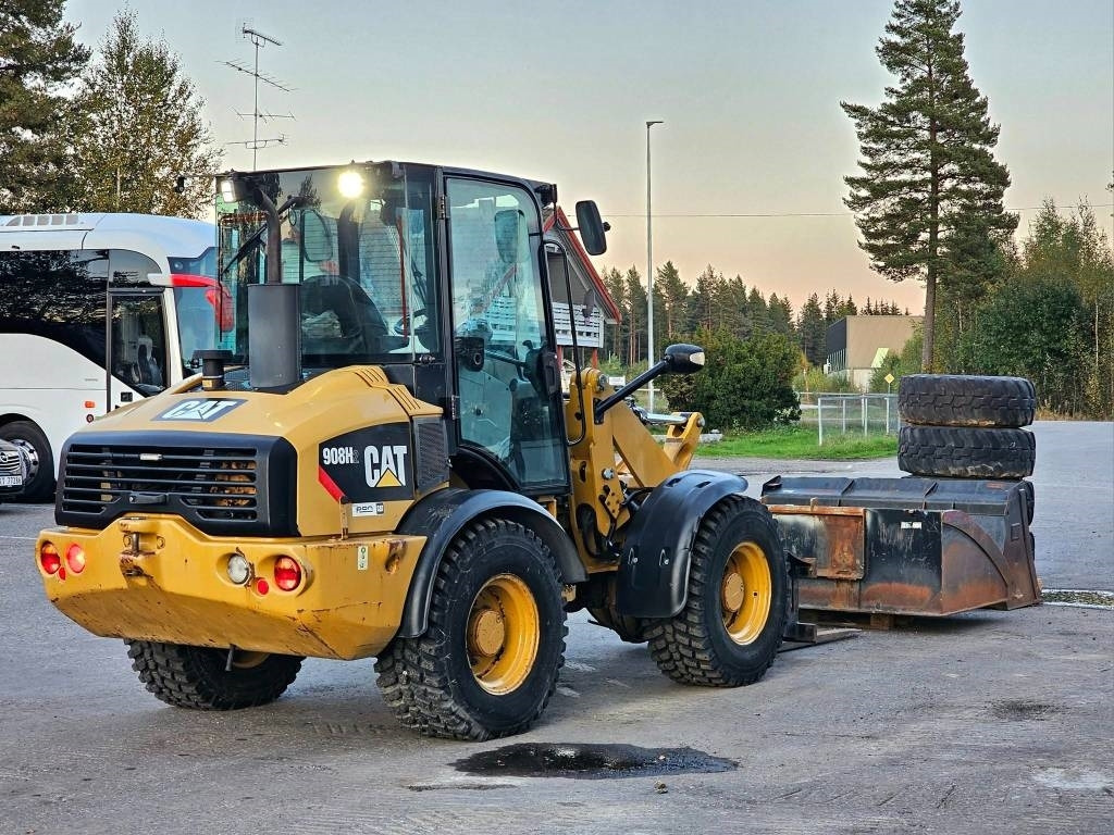 CAT 908 H 2 - Wheel loader: picture 5 CAT 908 H 2 - Wheel loader: picture 5