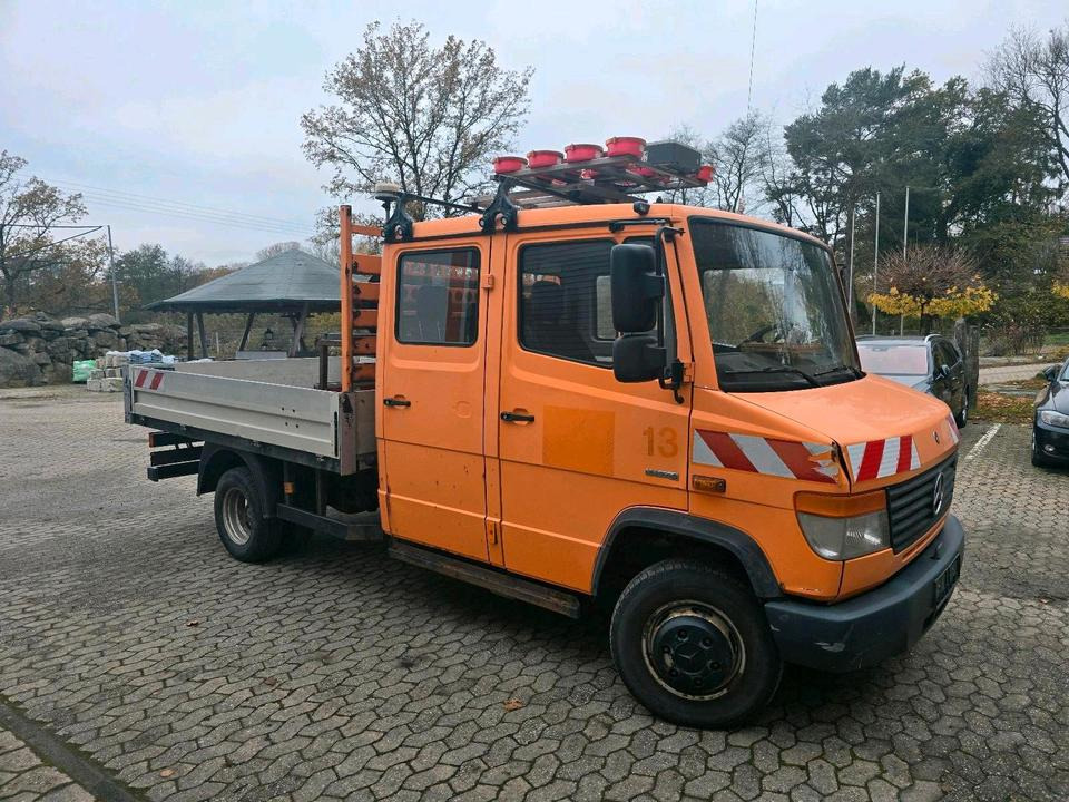 Mercedes-Benz Vario 613D Bluetec 5 Pritsche Doka LKW - Open body delivery van, Combi van: picture 1 Mercedes-Benz Vario 613D Bluetec 5 Pritsche Doka LKW - Open body delivery van, Combi van: picture 1