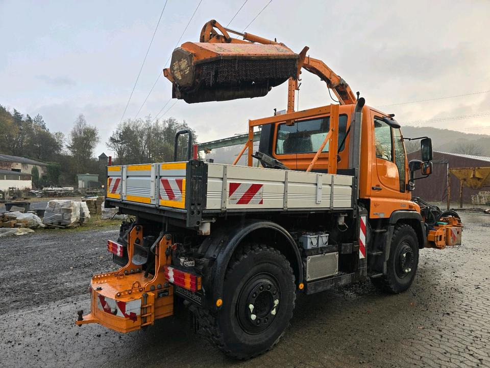 Unimog U400 2011 Bluetec 5 Mercedes-Benz 405 423 427 300 U 500 Mulag MKM Mähausleger Böschungsmäher Böschungsmulcher FME Dücker - Municipal/ Special vehicle: picture 3 Unimog U400 2011 Bluetec 5 Mercedes-Benz 405 423 427 300 U 500 Mulag MKM Mähausleger Böschungsmäher Böschungsmulcher FME Dücker - Municipal/ Special vehicle: picture 3