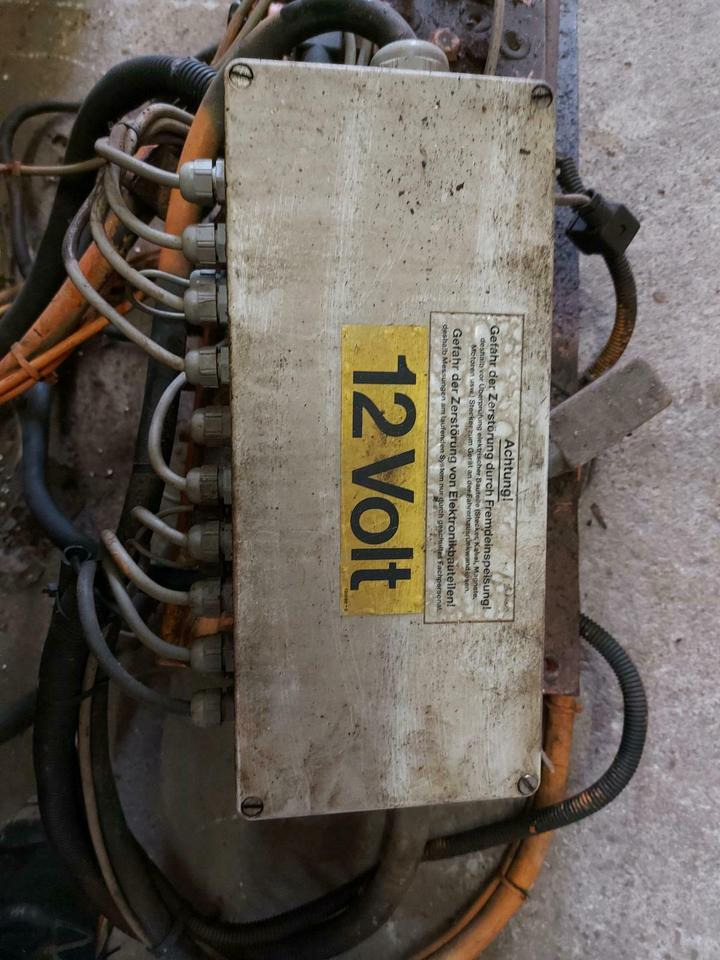 Schmidt Salzstreuer SST DST Hydr. Steuerblock Platine Steuerung - Hydraulic valve for Municipal/ Special vehicle: picture 1 Schmidt Salzstreuer SST DST Hydr. Steuerblock Platine Steuerung - Hydraulic valve for Municipal/ Special vehicle: picture 1