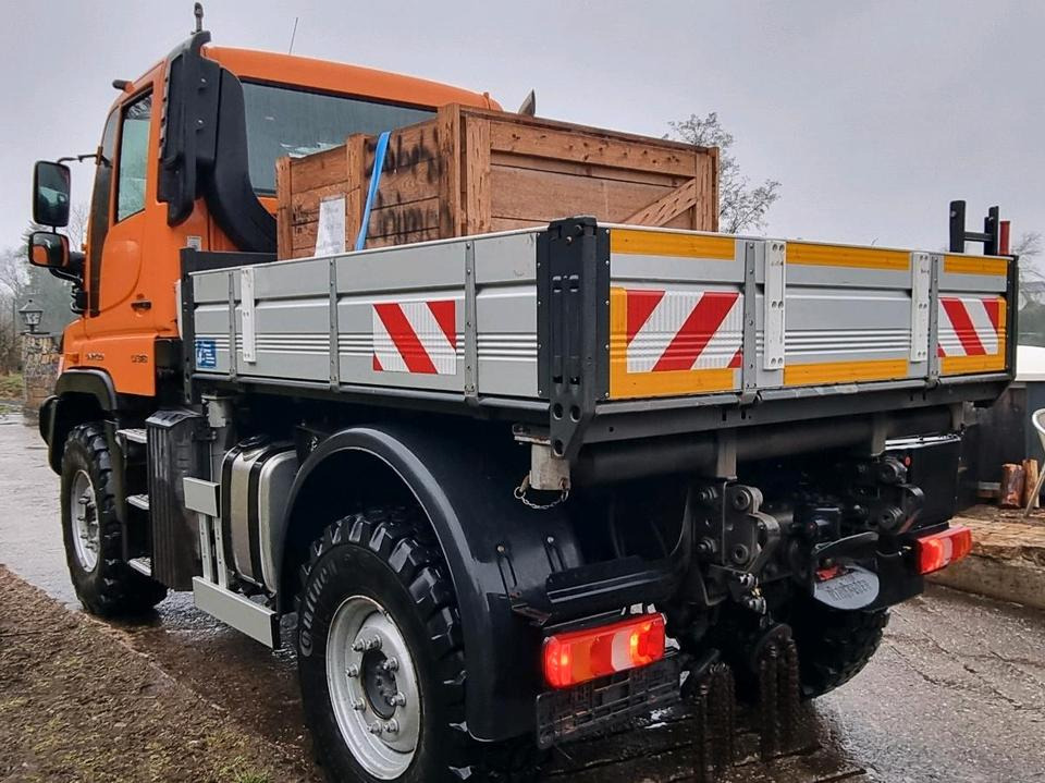Unimog 405 U318 EAS 640-Betriebsstunden Mercedes-Benz 318 323 327 Automatik Euro6 - Dropside/ Flatbed truck, Municipal/ Special vehicle: picture 4 Unimog 405 U318 EAS 640-Betriebsstunden Mercedes-Benz 318 323 327 Automatik Euro6 - Dropside/ Flatbed truck, Municipal/ Special vehicle: picture 4