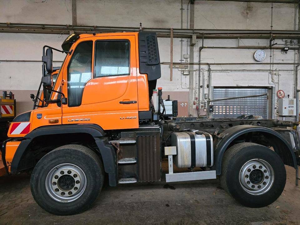 Unimog U423 EAS NKS-Z-UGE-43 Mercedes-Benz 405/10 405/12 UGE Mercedes-Benz U 318 323 327 423 427 429 430 EasyDrive Variopilot - Cab chassis truck, Municipal/ Special vehicle: picture 4 Unimog U423 EAS NKS-Z-UGE-43 Mercedes-Benz 405/10 405/12 UGE Mercedes-Benz U 318 323 327 423 427 429 430 EasyDrive Variopilot - Cab chassis truck, Municipal/ Special vehicle: picture 4