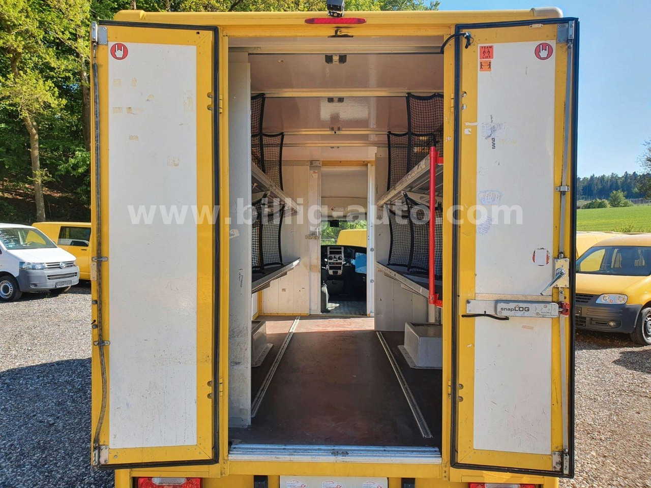 Closed box van Iveco Daily Koffer*Luftfeder.*> Foodtruck Wohnmobil: picture 6 Closed box van Iveco Daily Koffer*Luftfeder.*> Foodtruck Wohnmobil: picture 6