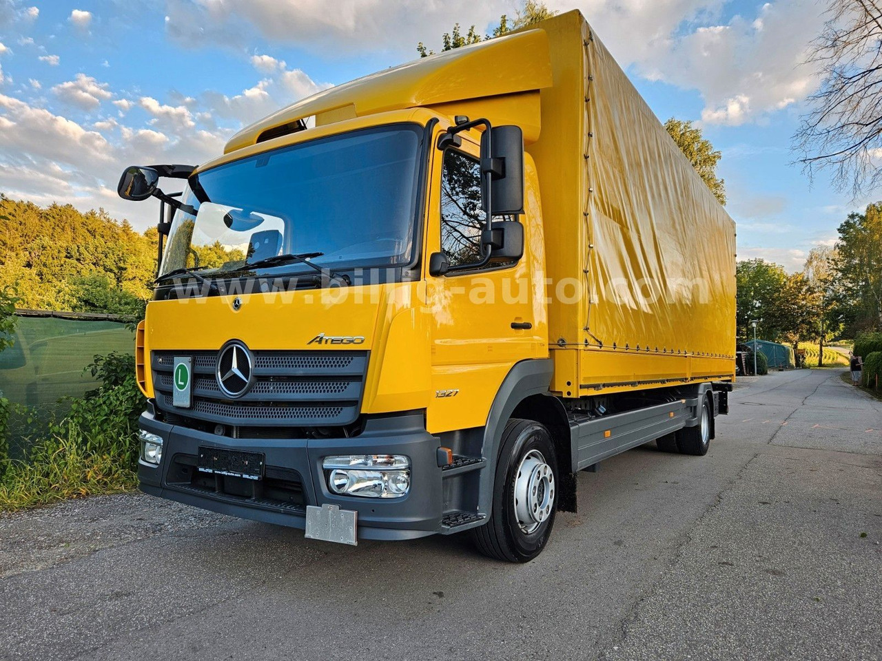 Mercedes-Benz Atego 1327 L * BREMS/SPUR-ASS*DIFF.*LBW*AHK*7.2m - Curtain side truck: picture 2 Mercedes-Benz Atego 1327 L * BREMS/SPUR-ASS*DIFF.*LBW*AHK*7.2m - Curtain side truck: picture 2