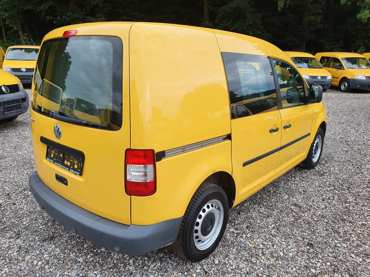 Volkswagen Caddy 2.0 SDI*1.Hand*2-Sitzer*2xSchiebetüre - Passenger van: picture 3 Volkswagen Caddy 2.0 SDI*1.Hand*2-Sitzer*2xSchiebetüre - Passenger van: picture 3