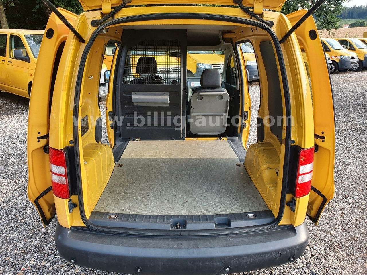 Volkswagen Caddy 2.0 TDI*FLEX-SITZ-PLUS*S-heft*2xS-Türe*EU5 - Passenger van: picture 4 Volkswagen Caddy 2.0 TDI*FLEX-SITZ-PLUS*S-heft*2xS-Türe*EU5 - Passenger van: picture 4