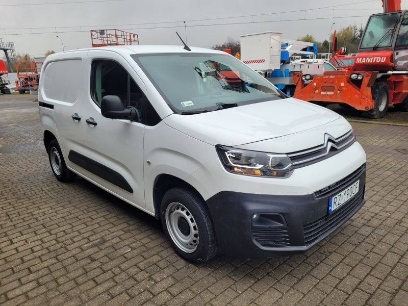 Citroen Berlingo Van z silnikiem 1.5 BlueHDi - Small van: picture 2 Citroen Berlingo Van z silnikiem 1.5 BlueHDi - Small van: picture 2