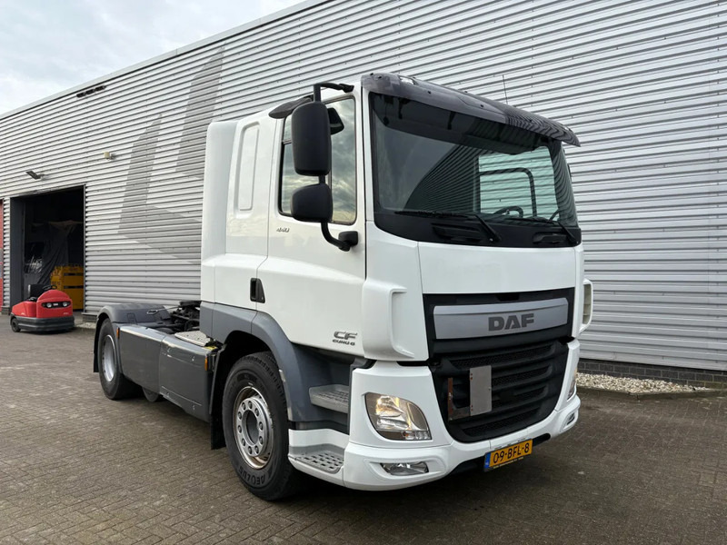 DAF CF 440 6x2 / HOLLAND TRUCK / LOW KM / NEW APK - TUV / BULK COMPRESSOR / ADR I II III / - Tractor unit: picture 1 DAF CF 440 6x2 / HOLLAND TRUCK / LOW KM / NEW APK - TUV / BULK COMPRESSOR / ADR I II III / - Tractor unit: picture 1