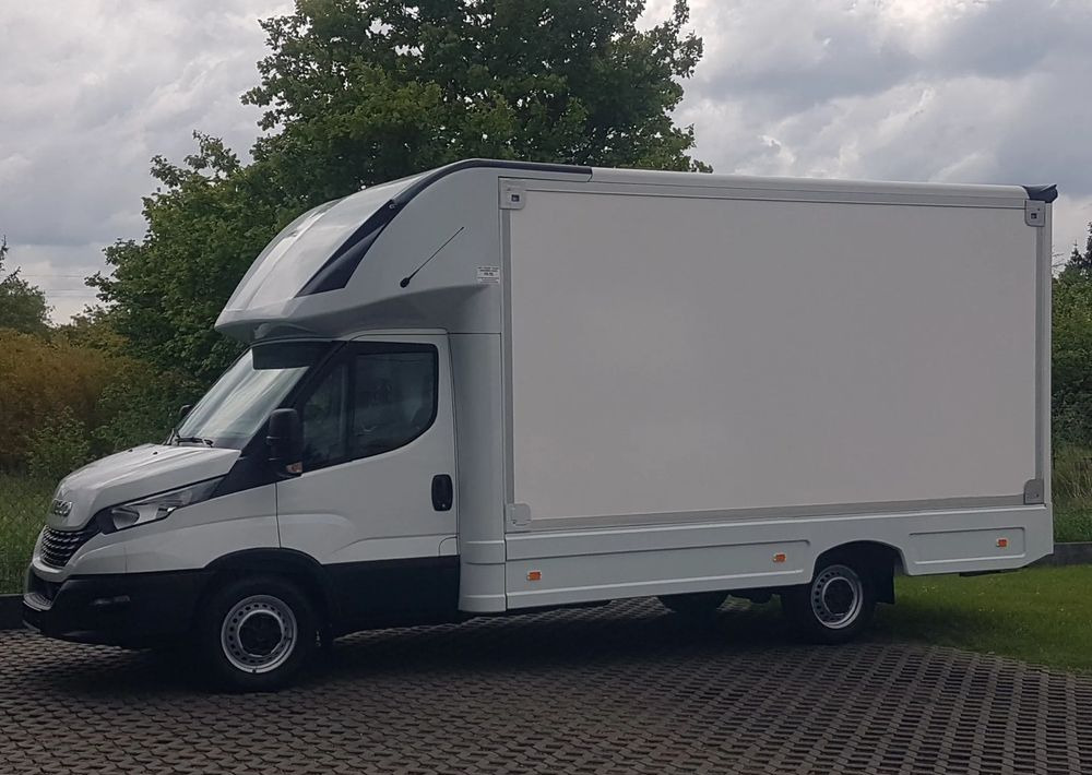 Iveco DAILY KONTENER NISKOPODŁOGOWY 4,43x2,23x2,42 SKLEP FOODTRUCK BAR KLIMA KONIOWÓZ KAMPER - Closed box van: picture 2 Iveco DAILY KONTENER NISKOPODŁOGOWY 4,43x2,23x2,42 SKLEP FOODTRUCK BAR KLIMA KONIOWÓZ KAMPER - Closed box van: picture 2