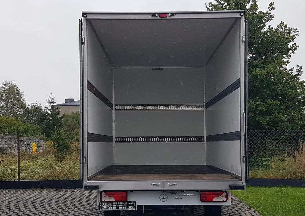 Mercedes-Benz Sprinter KONTENER 8EP 4,21x2,15x2,30 KLIMA 314 CDI MANUAL - Closed box van: picture 5 Mercedes-Benz Sprinter KONTENER 8EP 4,21x2,15x2,30 KLIMA 314 CDI MANUAL - Closed box van: picture 5