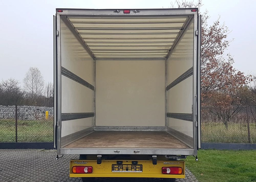 Renault MASTER KONTENER 8EP 4,21x2,23x2,22 KLIMA MANUAL KRAJOWY 6-BIEGÓW - Closed box van: picture 5 Renault MASTER KONTENER 8EP 4,21x2,23x2,22 KLIMA MANUAL KRAJOWY 6-BIEGÓW - Closed box van: picture 5
