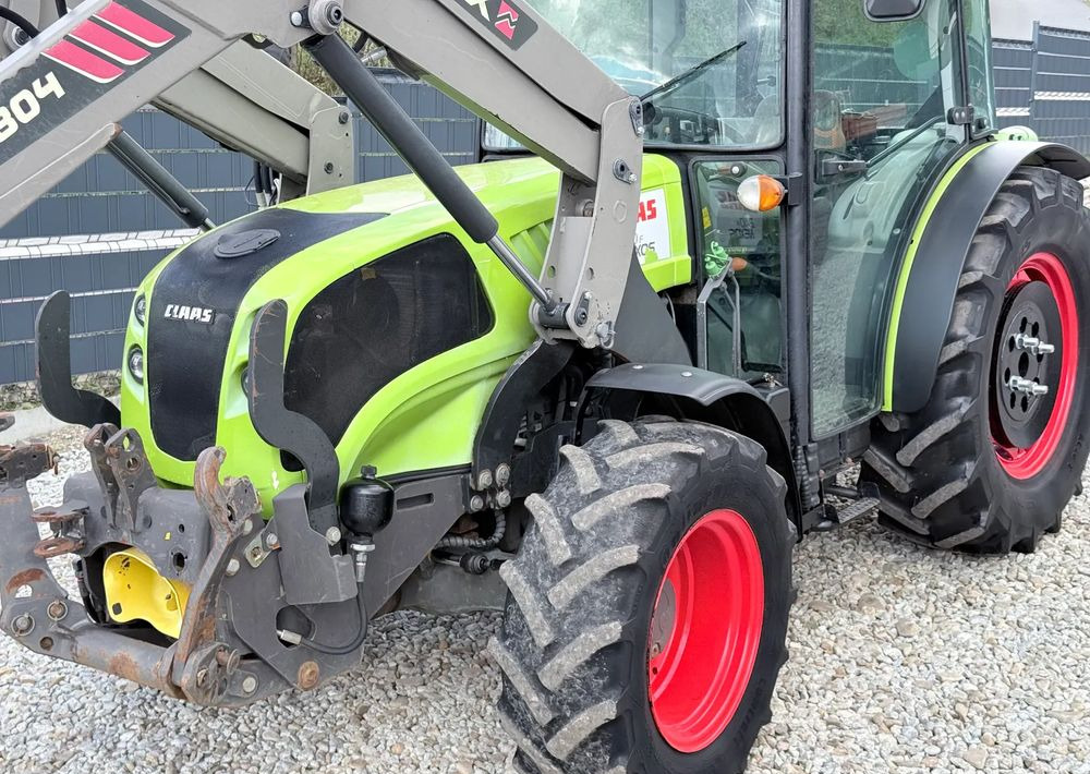 Farm tractor Claas * Ciągnik Traktor CLAAS 240 F NEXOS * 4x4 * Sadowniczy * Tur MX F304 * TUZ * Wałek WOM: picture 16 Farm tractor Claas * Ciągnik Traktor CLAAS 240 F NEXOS * 4x4 * Sadowniczy * Tur MX F304 * TUZ * Wałek WOM: picture 16