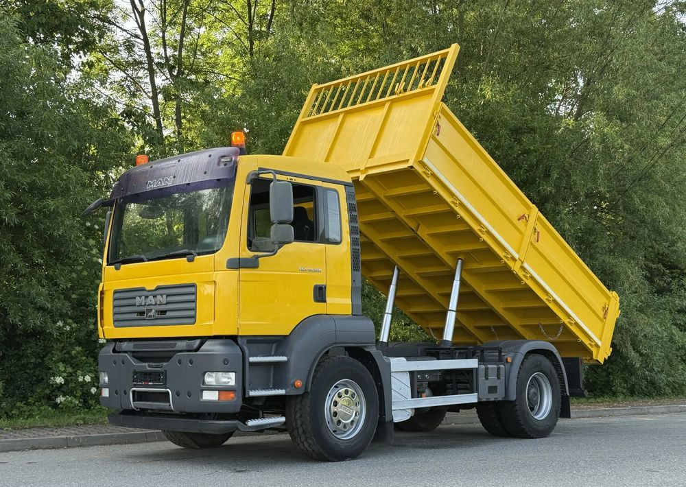 MAN * MAN TGA 18-320 * Kiper Wywrotka * 4x2 * Kran * Sprowadzony* Bardzo Dobry Stan - Tipper: picture 1 MAN * MAN TGA 18-320 * Kiper Wywrotka * 4x2 * Kran * Sprowadzony* Bardzo Dobry Stan - Tipper: picture 1