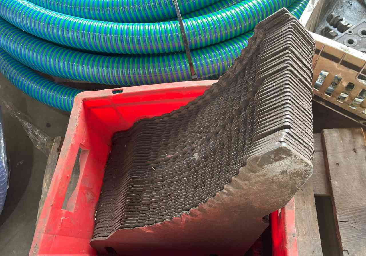 Bergmann Silagemes messenset B02-1011 Carex, Shuttle, Royal, Repex weidebouwmachines - Self-loading wagon: picture 1 Bergmann Silagemes messenset B02-1011 Carex, Shuttle, Royal, Repex weidebouwmachines - Self-loading wagon: picture 1