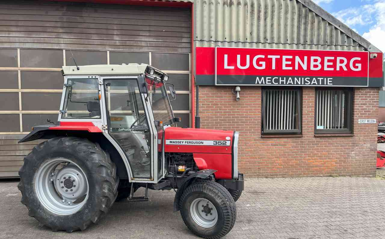 Massey Ferguson 352 Turbo Tractoren. - Farm tractor: picture 1 Massey Ferguson 352 Turbo Tractoren. - Farm tractor: picture 1