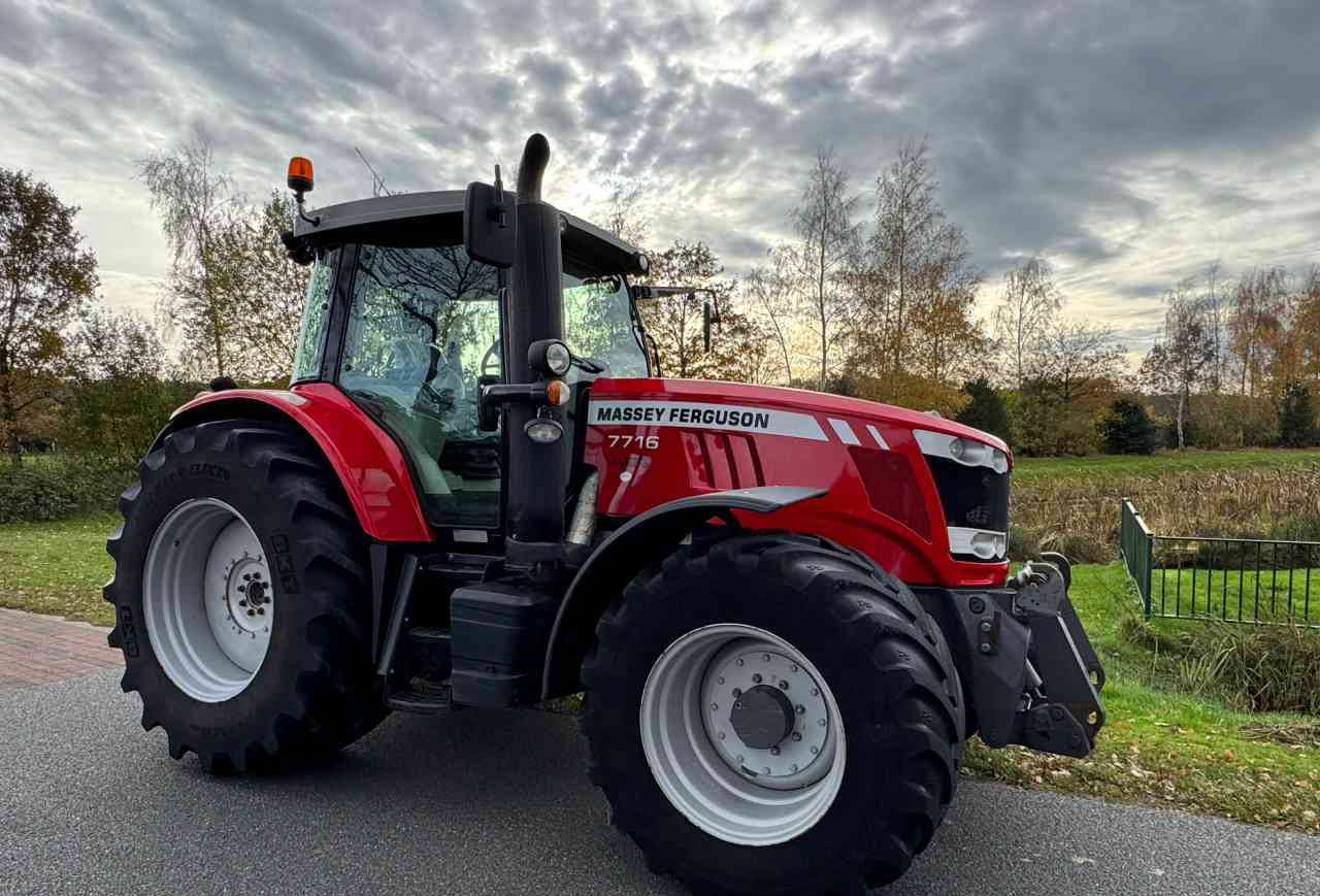 Massey Ferguson 7716 Dyna-6 Essential *Verkocht/sold* - Farm tractor: picture 2 Massey Ferguson 7716 Dyna-6 Essential *Verkocht/sold* - Farm tractor: picture 2