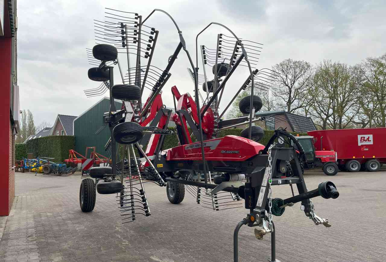 Massey Ferguson RK 922 TRC Gen2 *Verkocht/sold* - Tedder/ Rake: picture 3 Massey Ferguson RK 922 TRC Gen2 *Verkocht/sold* - Tedder/ Rake: picture 3