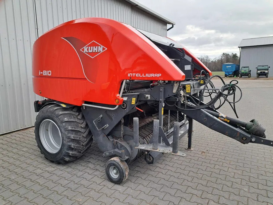 KUHN Kuhn I-BIO prasoowijarka 2015r - Round baler: picture 1 KUHN Kuhn I-BIO prasoowijarka 2015r - Round baler: picture 1