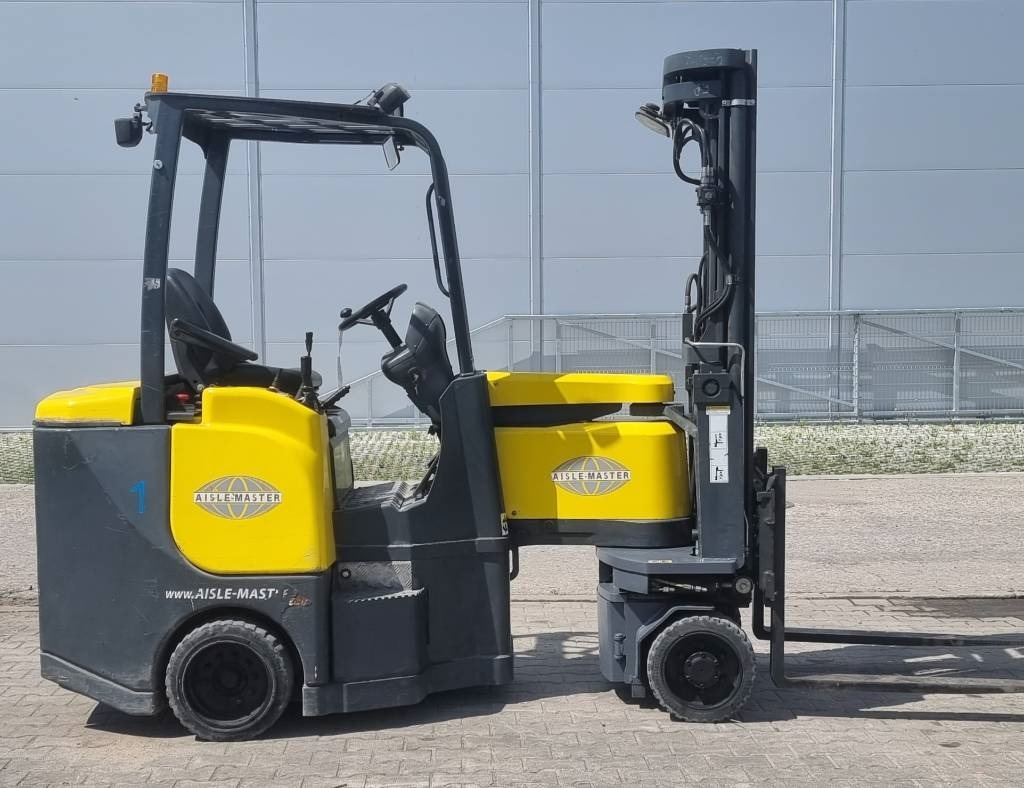 Aisle-Master 20SE - Reach truck: picture 2 Aisle-Master 20SE - Reach truck: picture 2
