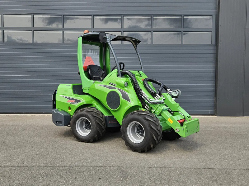 Avant 635i Rental mini-shovel - Compact track loader: picture 1 Avant 635i Rental mini-shovel - Compact track loader: picture 1