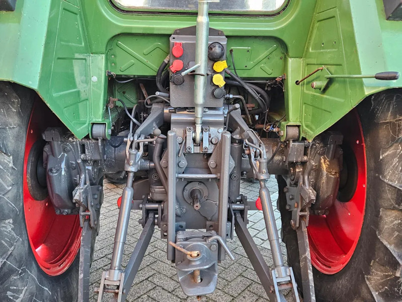 Farm tractor Fendt FARMER 308 LSA: picture 15