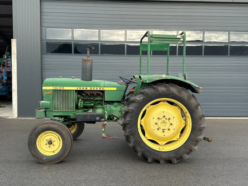 John Deere 1630 2-wd - Farm tractor: picture 4 John Deere 1630 2-wd - Farm tractor: picture 4