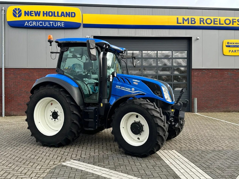New Holland T5.140 Autocommand - Farm tractor: picture 1 New Holland T5.140 Autocommand - Farm tractor: picture 1
