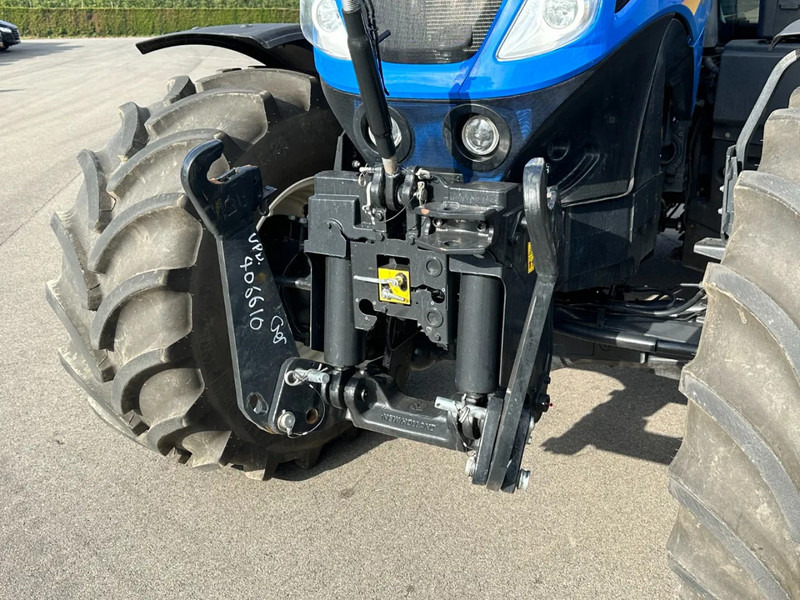 New Holland T7.245 Autocommand Stage 5 - Farm tractor: picture 4 New Holland T7.245 Autocommand Stage 5 - Farm tractor: picture 4