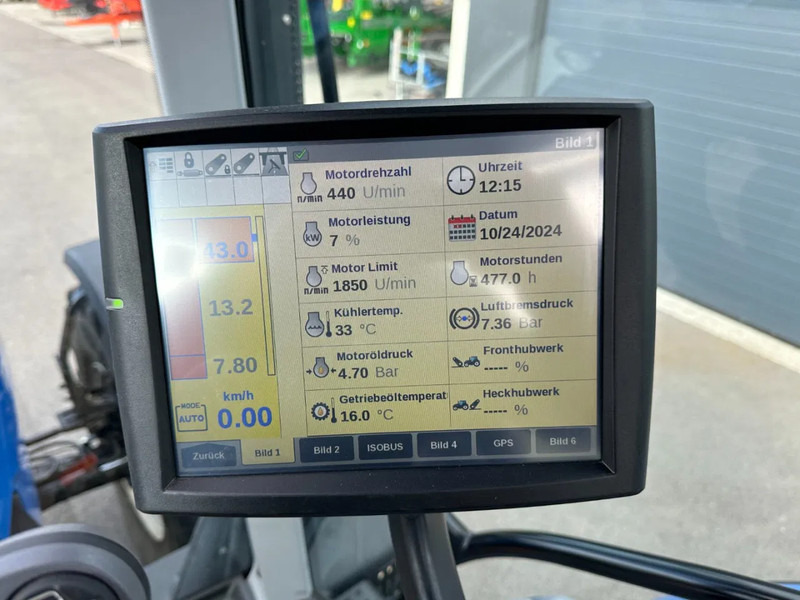 Farm tractor New Holland T7.245 Autocommand Stage 5: picture 15