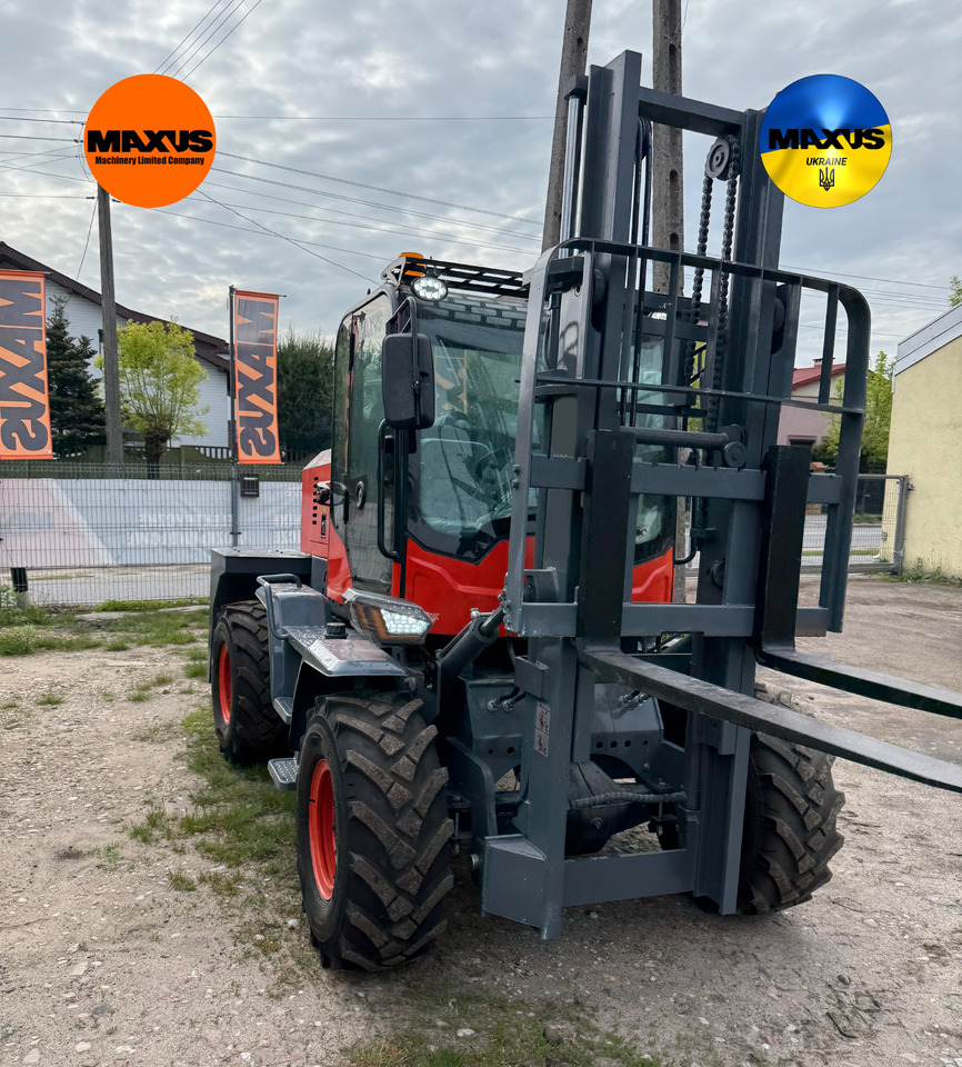 New Rough terrain forklift Maxus Chariot Tout Terrain 4x4 Maxus 50 ch 3500 kg: picture 1