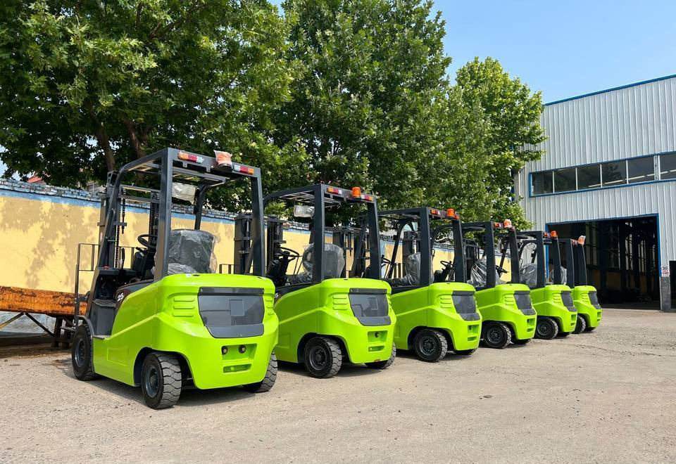 NEW MAXUS 2500 kg Electric Forklift Warranty up to 10 YEARS НОВИЙ Електричний MAXUS Візок для вантажів 2500 кг Гарантія до 10 РОКІВ NOWY Elektryczny MAXUS widłowy 2500 kg Gwarancja do 10 LAT - Electric forklift: picture 5 NEW MAXUS 2500 kg Electric Forklift Warranty up to 10 YEARS НОВИЙ Електричний MAXUS Візок для вантажів 2500 кг Гарантія до 10 РОКІВ NOWY Elektryczny MAXUS widłowy 2500 kg Gwarancja do 10 LAT - Electric forklift: picture 5
