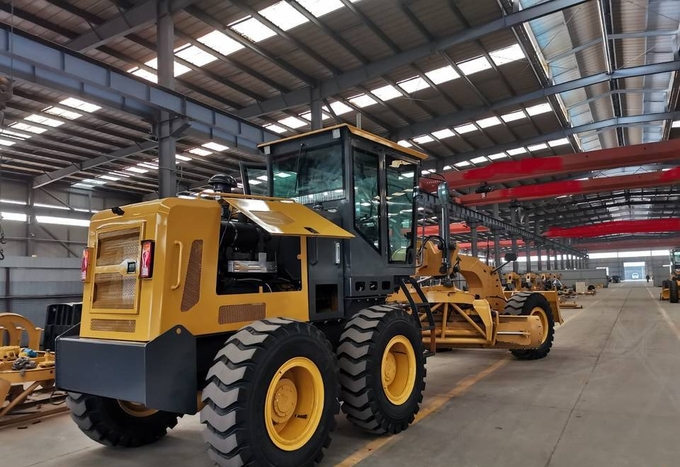 NEW MAXUS Cummins Road Grader Warranty up to 10 Years НОВА дорожня рівнялка MAXUS Cummins Гарантія до 10 Років NOWA równiarka drogowa MAXUS Cummins Gwarancja do 10 LAT - Grader: picture 3 NEW MAXUS Cummins Road Grader Warranty up to 10 Years НОВА дорожня рівнялка MAXUS Cummins Гарантія до 10 Років NOWA równiarka drogowa MAXUS Cummins Gwarancja do 10 LAT - Grader: picture 3