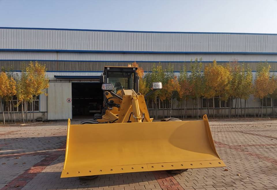 NEW MAXUS Cummins Road Grader Warranty up to 10 Years НОВА дорожня рівнялка MAXUS Cummins Гарантія до 10 Років NOWA równiarka drogowa MAXUS Cummins Gwarancja do 10 LAT - Grader: picture 4 NEW MAXUS Cummins Road Grader Warranty up to 10 Years НОВА дорожня рівнялка MAXUS Cummins Гарантія до 10 Років NOWA równiarka drogowa MAXUS Cummins Gwarancja do 10 LAT - Grader: picture 4