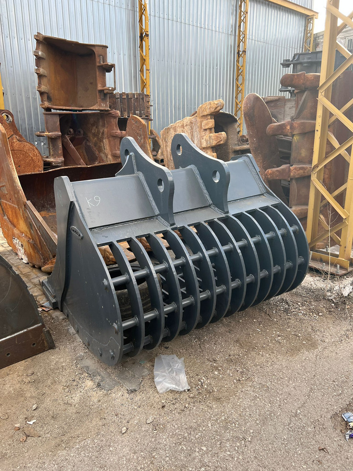 Komatsu - Sorting bucket for Construction machinery: picture 3 Komatsu - Sorting bucket for Construction machinery: picture 3
